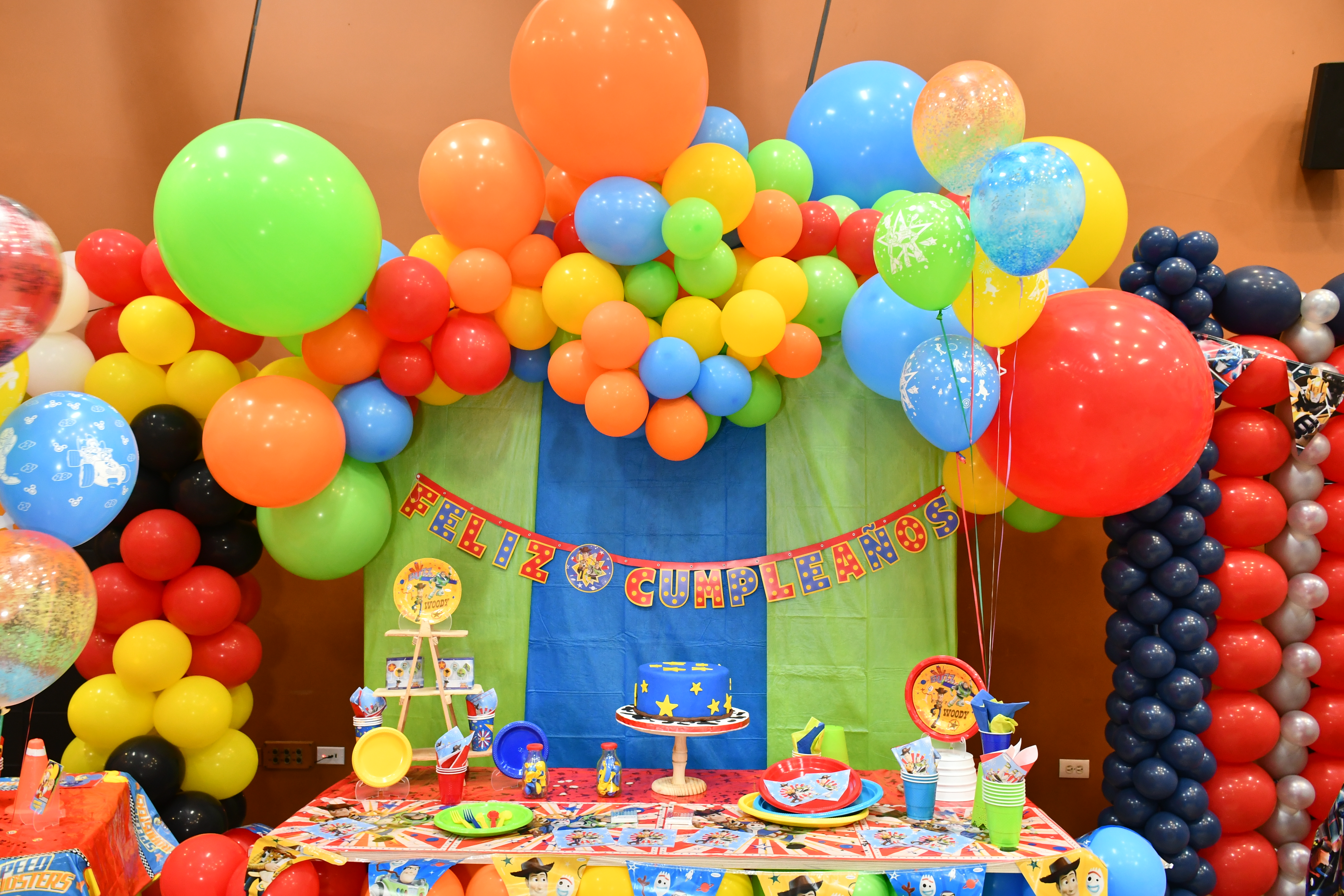 Шар (24''/61 см), Красный (015), пастель, 3 шт.