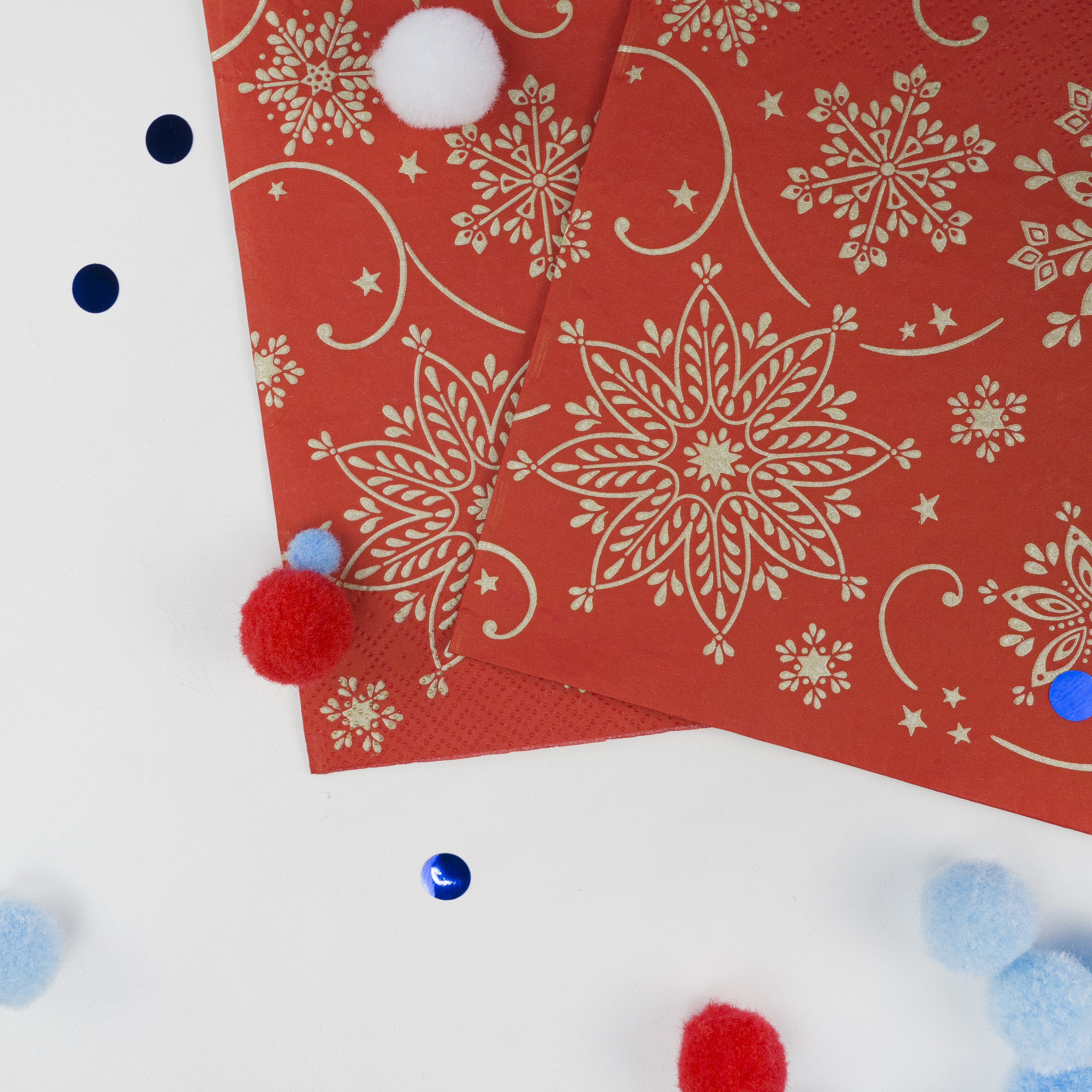 Сервировочные салфетки, Волшебные снежинки, Красный, 33*33 см, 20 шт.