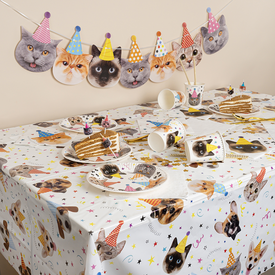 Скатерть одноразовая, Котики и Собачки, 120*180 см, 1 шт.