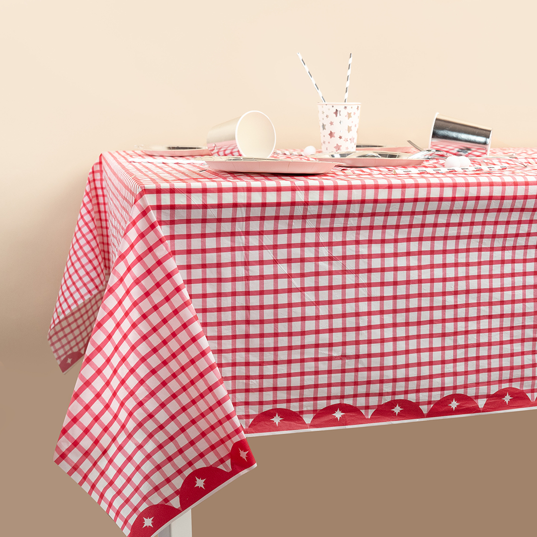 Скатерть одноразовая, Праздничные клеточки, Красный, 137*183 см, 1 шт.